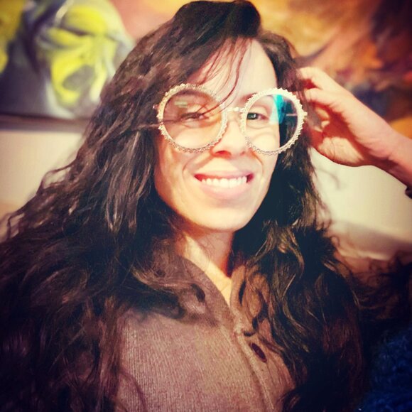 Meet your Posher, Kat - Picture 8 of 14